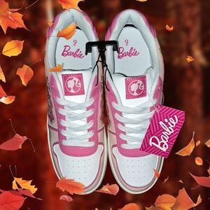 🆕️BARBIE BY MATTEL SKATER SNEAKERS SIZE WOMANS 9 MENS 7